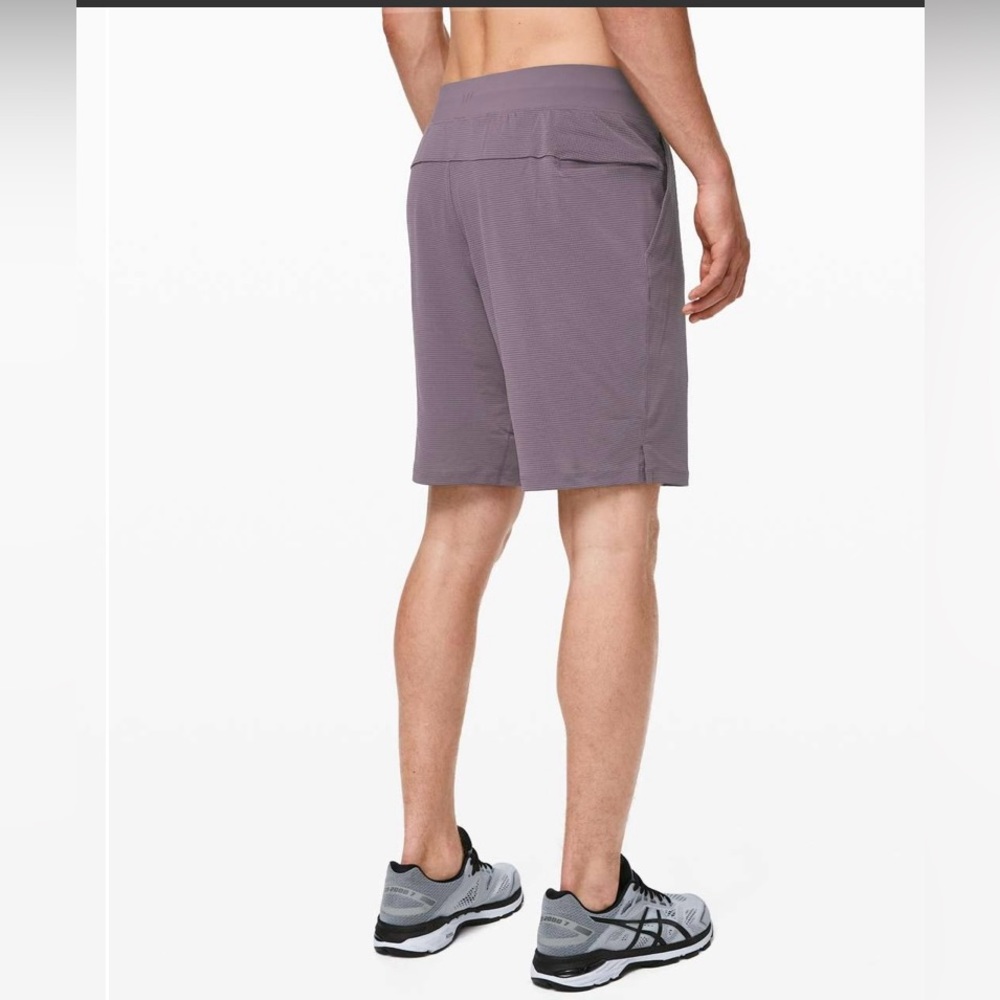 Lululemon T.H.E. Short 9" Mesh *Liner Graphite Purple